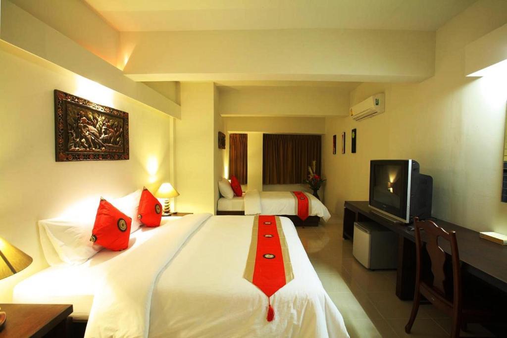 Chaweng Palace Room photo